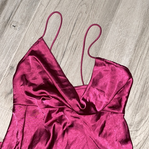 Princess Polly Lioness Walk the Line Maxi Dress Magenta - Picture 5 of 7